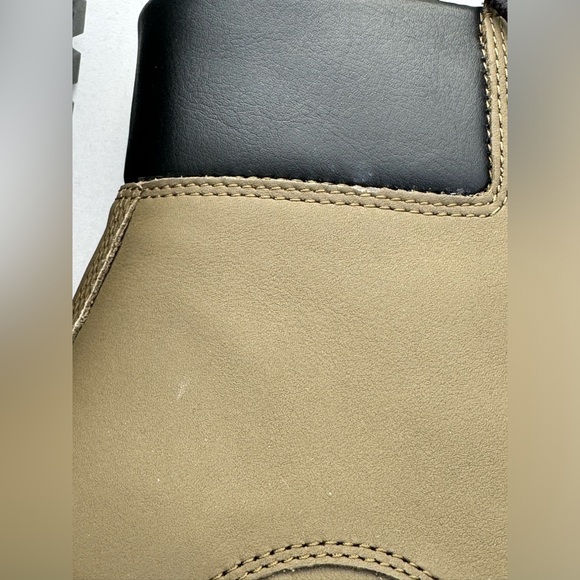 Timberland Women’s Allington Heights 6 Inch Boot. Never worn - Picture 6 of 9